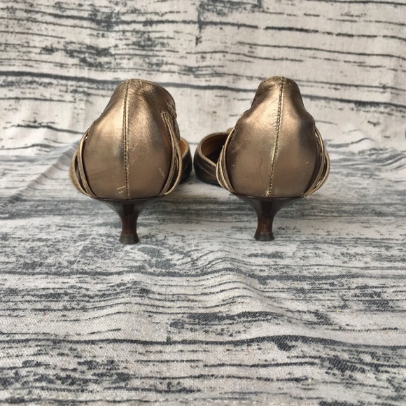 Isabella Fiore bronze kitten heel pumps - Picture 5 of 6